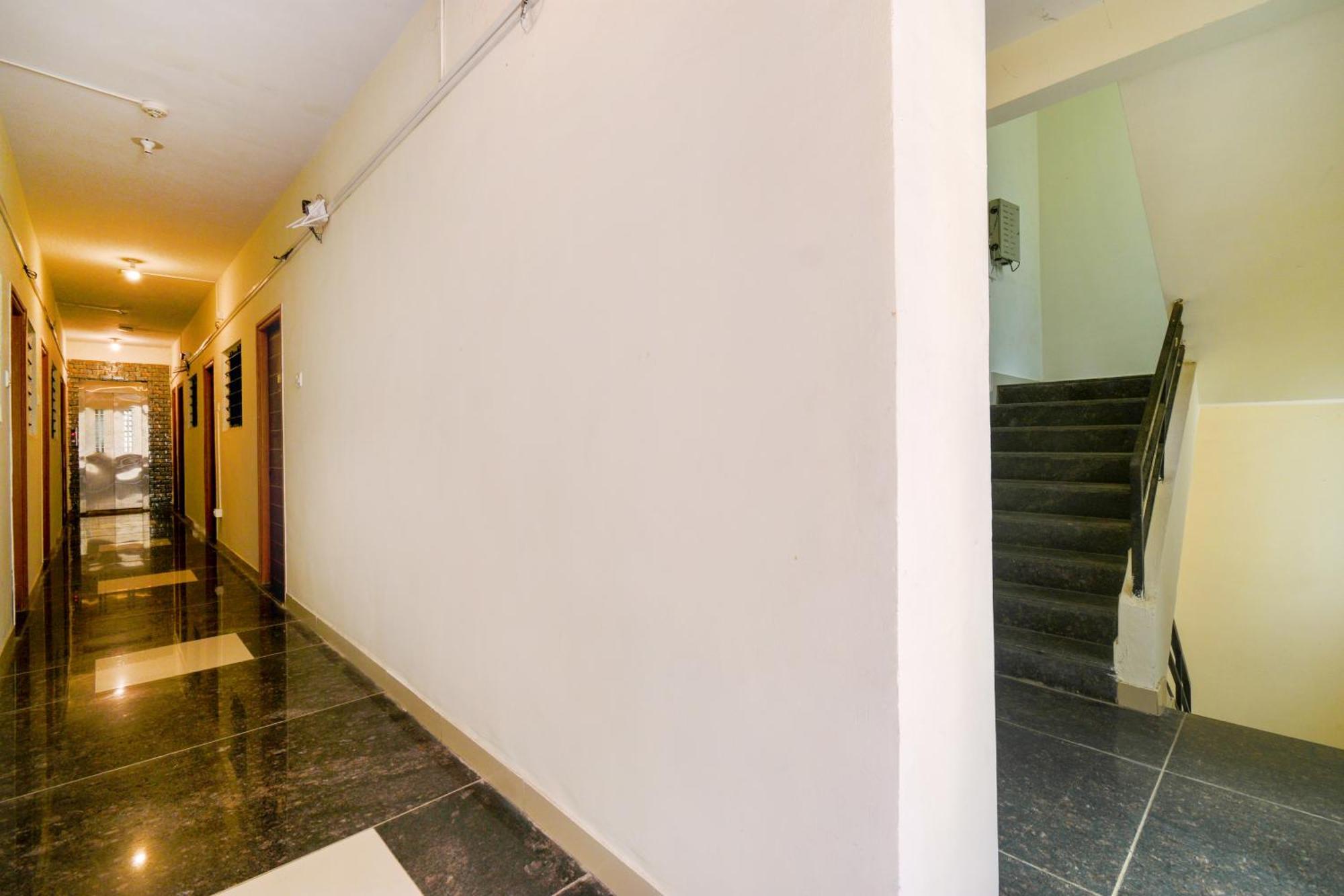 Hotel Fabexpress Srh - Nr Butterfly Park - Hinjawadi Exterior foto